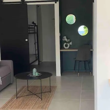 Joli De Vue *